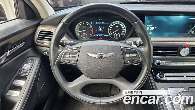 Genesis G90 2019 — photo 20