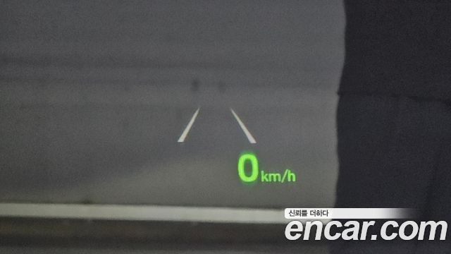 Genesis G90 2019 — photo 24