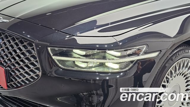 Genesis G90 2019 — photo 8