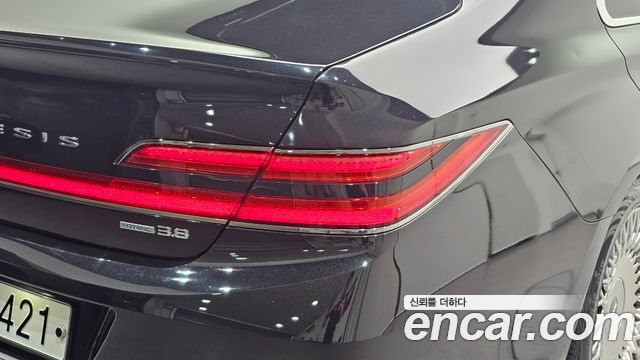 Genesis G90 2019 — photo 9