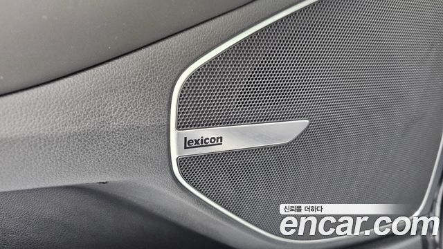 Genesis G90 2019 — photo 30