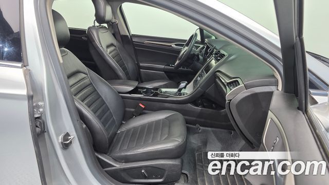 Ford Fusion 2014 — photo 11