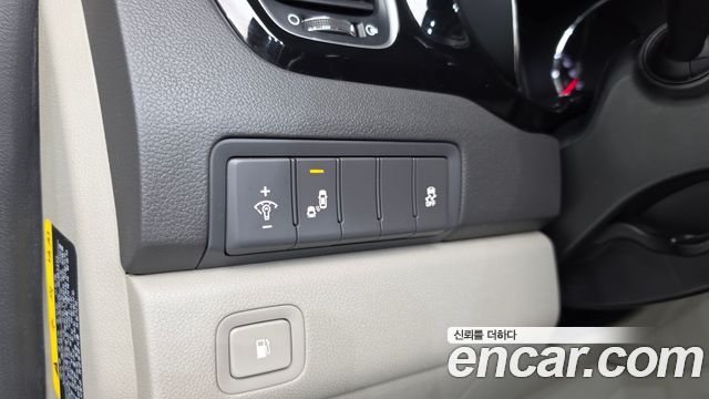 Kia Canival 2018 — photo 16