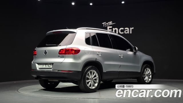 Volkswagen Tiguan 2014 — photo 2