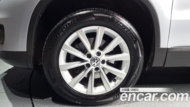Volkswagen Tiguan 2014 — photo 5
