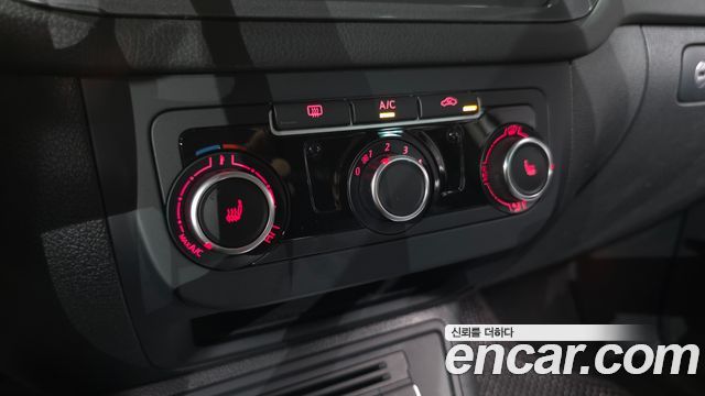 Volkswagen Tiguan 2014 — photo 18