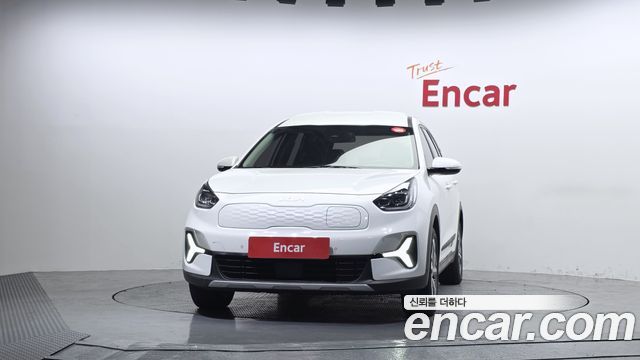 Kia Niro 2023 — photo 3