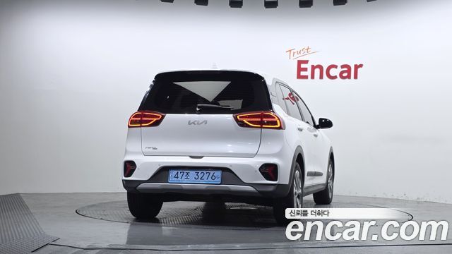 Kia Niro 2023 — photo 4