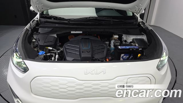 Kia Niro 2023 — photo 6