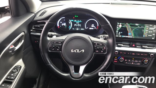 Kia Niro 2023 — photo 19