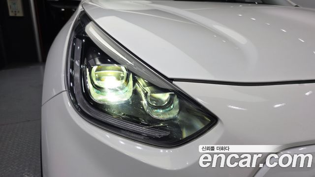 Kia Niro 2023 — photo 8