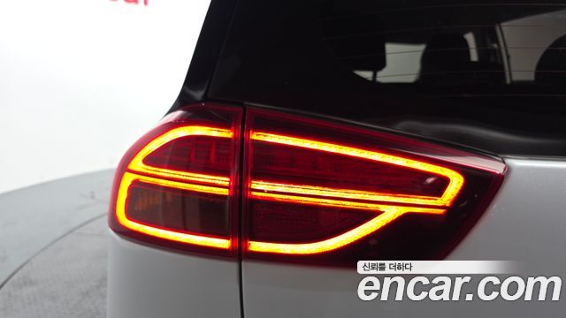Kia Niro 2023 — photo 9