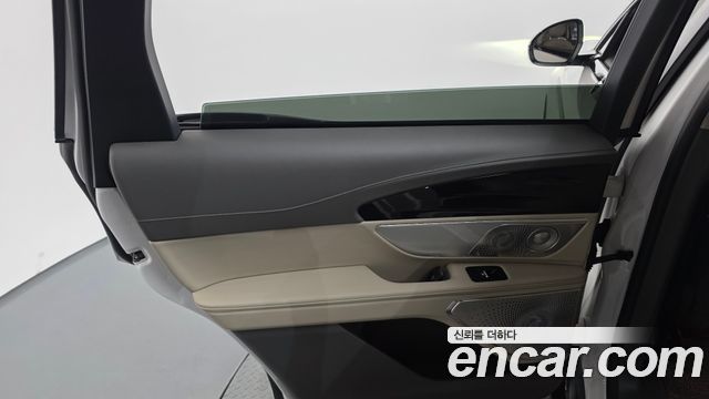 Lincoln Nautilus 2025 — photo 15