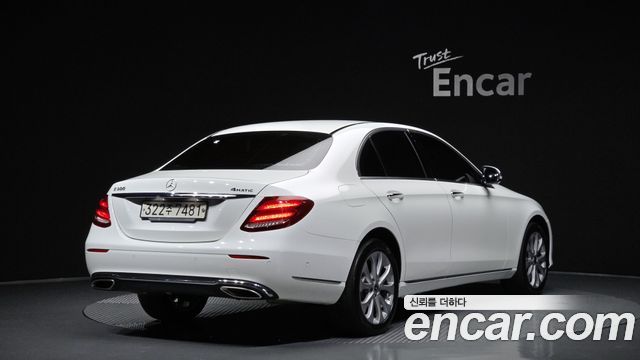 Mercedes-Benz E-Class 2019 — photo 2