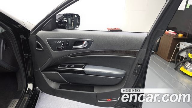 Kia K9 2016 — photo 14