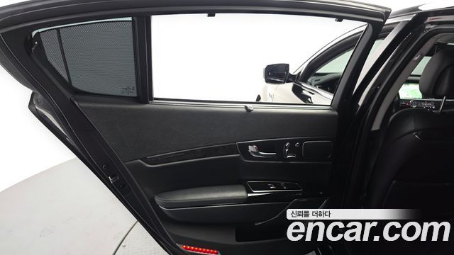 Kia K9 2016 — photo 15