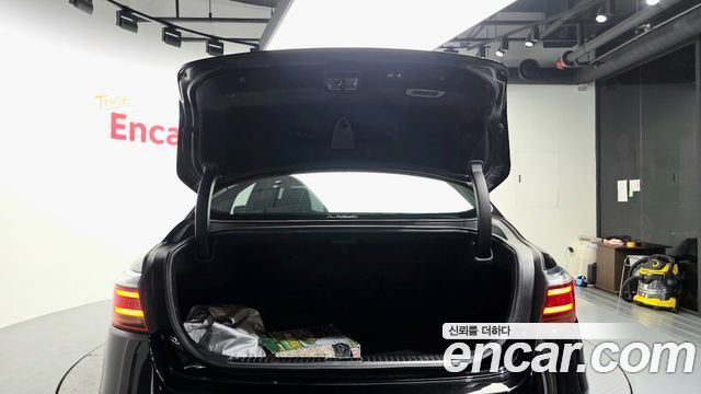 Kia K9 2016 — photo 32