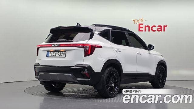 Kia Seltos 2023 — photo 2