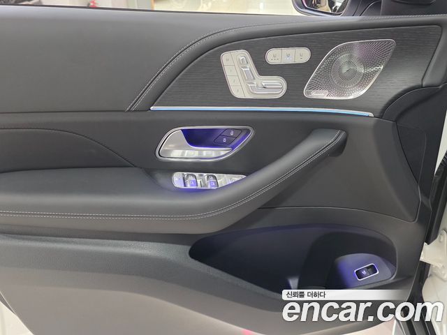 Mercedes-Benz GLE-Class 2026 — photo 14
