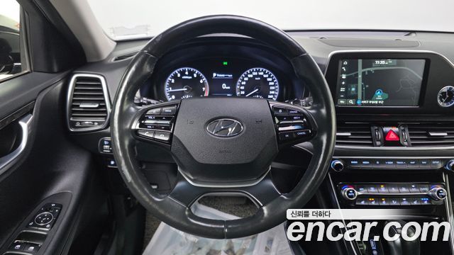 Hyundai Grandeur 2018 — photo 20