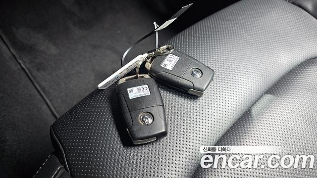 KG Mobility Rexton 2018 — photo 26