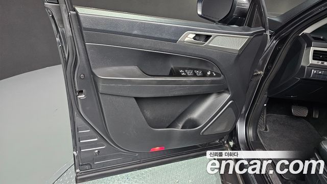 KG Mobility Rexton 2018 — photo 14