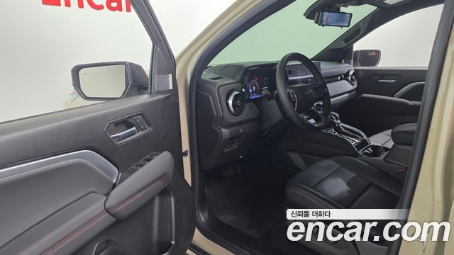 Chevrolet Korea Colorado 2024 — photo 10