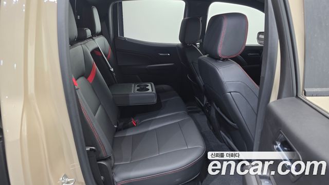 Chevrolet Korea Colorado 2024 — photo 12