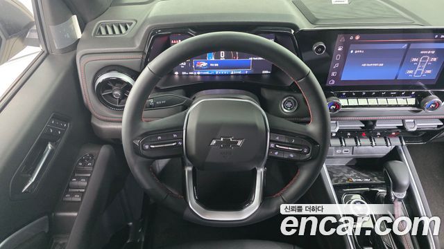 Chevrolet Korea Colorado 2024 — photo 13