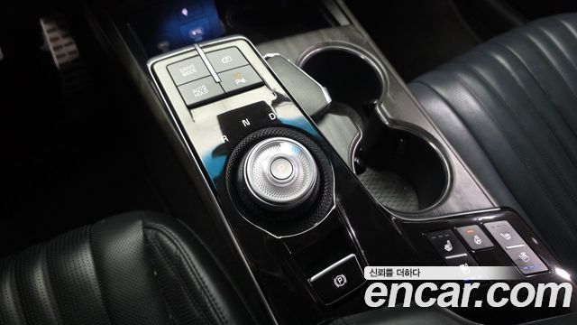 Kia K8 2023 — photo 12