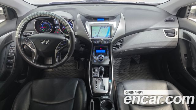 Hyundai AVANTE 2013 — photo 7