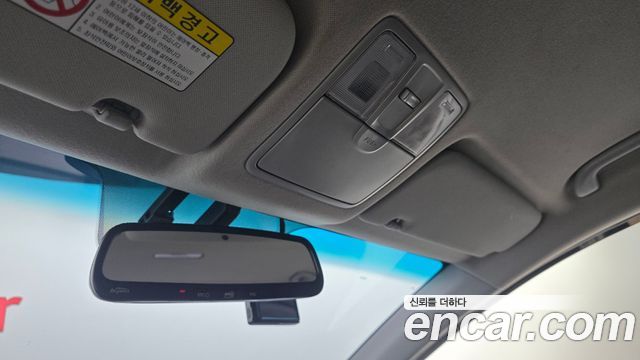 Hyundai AVANTE 2013 — photo 19
