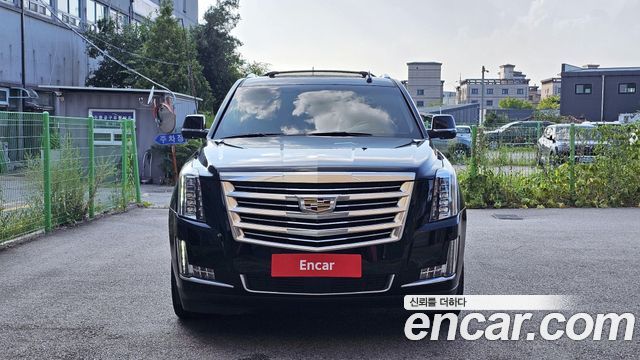 Cadillac Escalade 2016 — photo 3