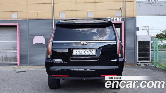 Cadillac Escalade 2016 — photo 4