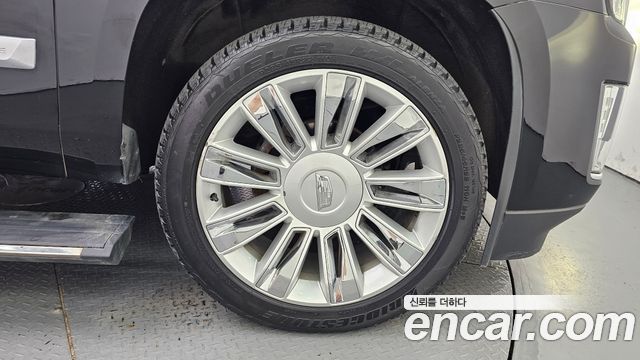 Cadillac Escalade 2016 — photo 5