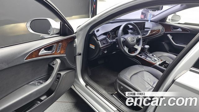 Audi A6 2014 — photo 10