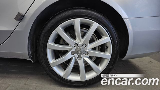 Audi A4 2015 — photo 5