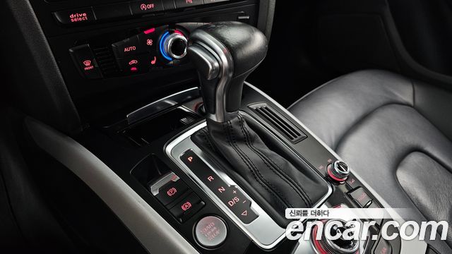 Audi A4 2015 — photo 9