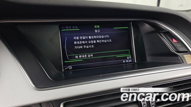 Audi A4 2015 — photo 16