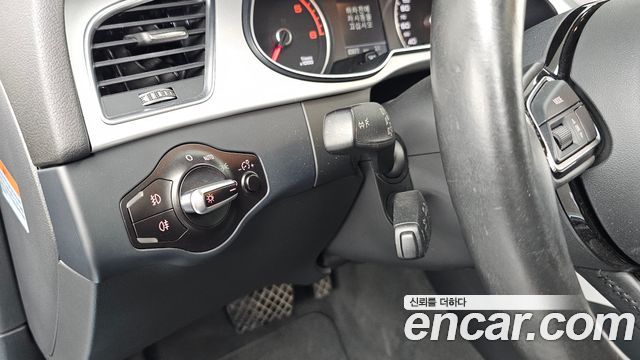 Audi A4 2015 — photo 19