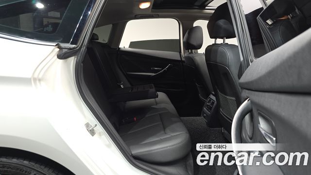 BMW Gran Turismo 2018 — photo 18