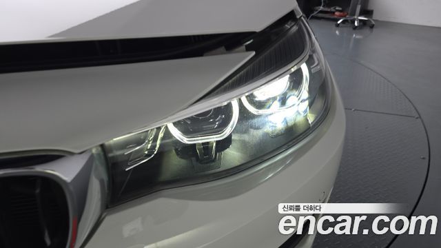 BMW Gran Turismo 2018 — photo 8