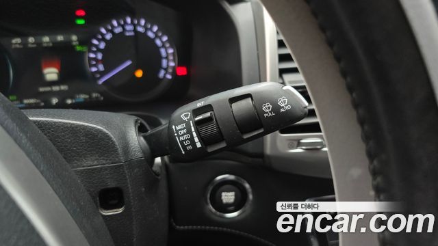 KG Mobility Rexton 2018 — photo 23