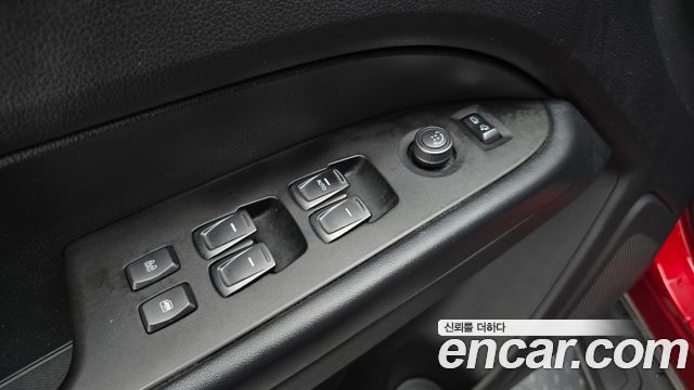 KG Mobility Rexton 2018 — photo 27