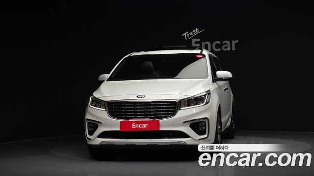 Kia Canival 2019 — photo 3