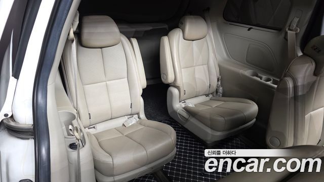 Kia Canival 2019 — photo 19