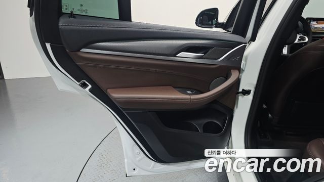 BMW X4 2025 — photo 15