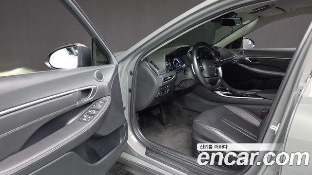 Hyundai Sonata 2022 — photo 10