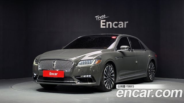 Lincoln Continental 2018 — photo 1
