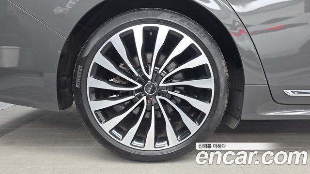 Lincoln Continental 2018 — photo 5